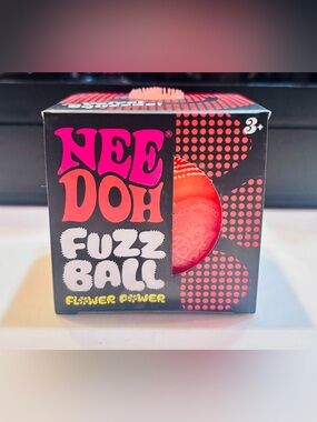 NEEDOH FUZZ BALL Flower Power Squish Stress Ball Fuzzball